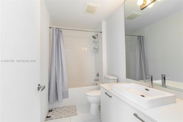 151 SE 1st St 1107, Miami, FL 33131