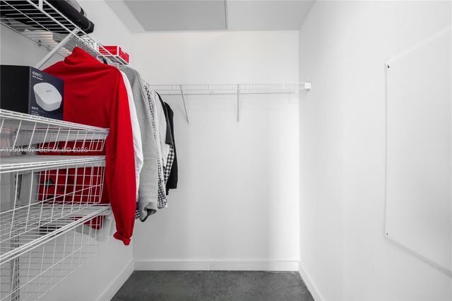 151 SE 1st St 1107, Miami, FL 33131