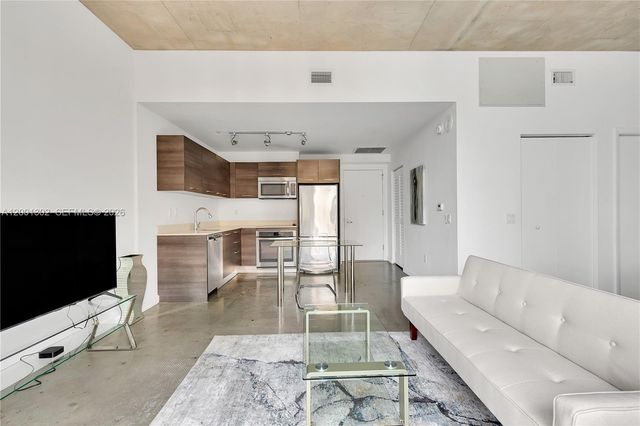 151 SE 1st St 1107, Miami, FL 33131