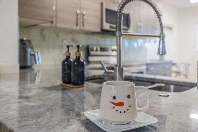 4734 Lucerne Lakes Boulevard 306, Lake Worth, FL 33467