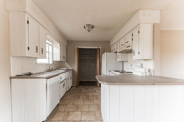 4237 West Sierra Street, Battlefield, MO 65619