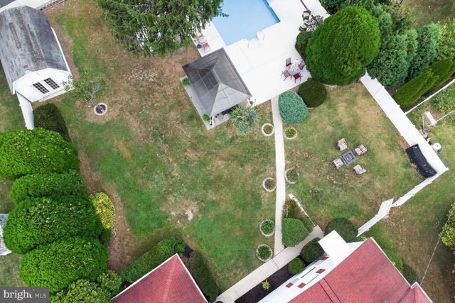 6 SUNSET RD, Owings Mills, MD 21117