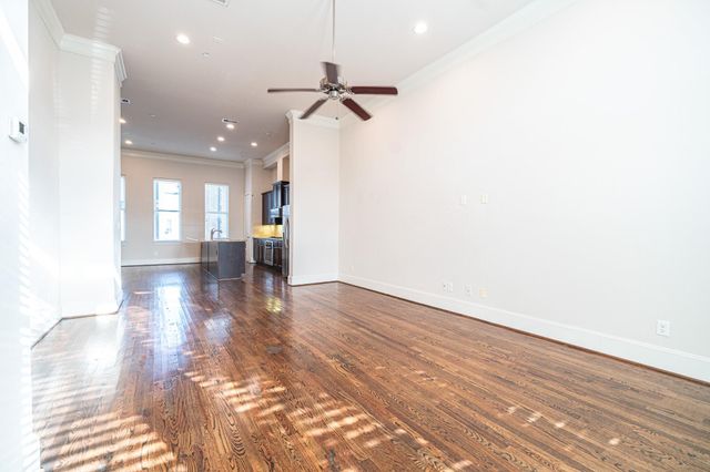 1027 Saint Charles Street, Houston, TX 77003