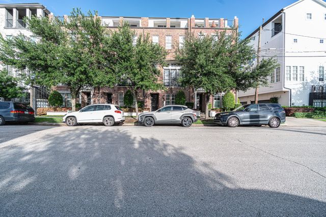 1027 Saint Charles Street, Houston, TX 77003