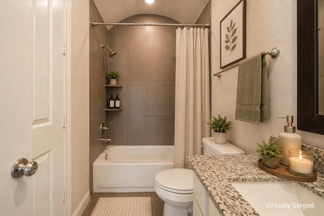 1027 Saint Charles Street, Houston, TX 77003
