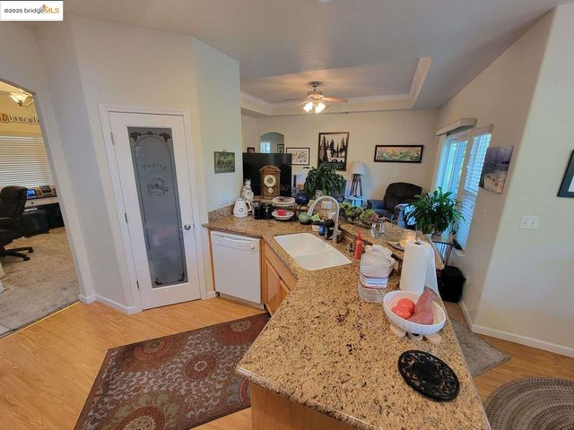 38 Saratoga RD, Sonora, CA 95370