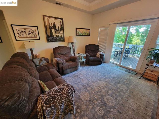 38 Saratoga RD, Sonora, CA 95370