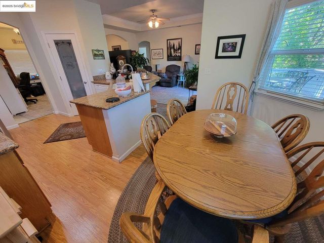 38 Saratoga RD, Sonora, CA 95370