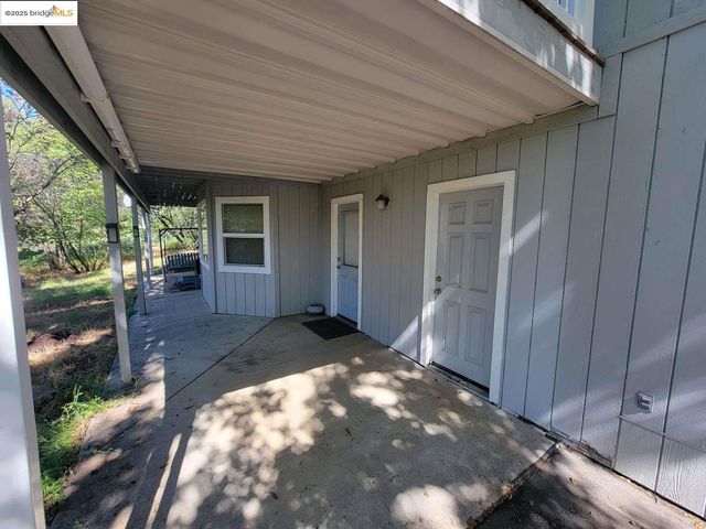 38 Saratoga RD, Sonora, CA 95370