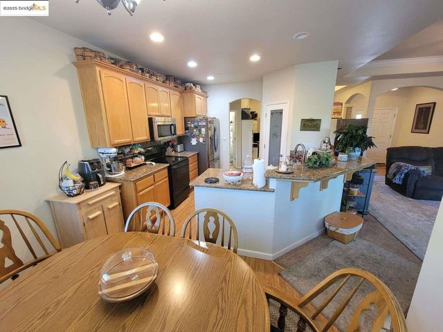 38 Saratoga RD, Sonora, CA 95370