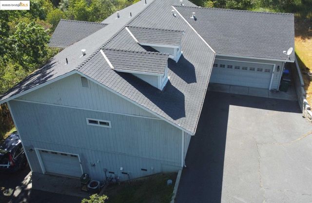 38 Saratoga RD, Sonora, CA 95370