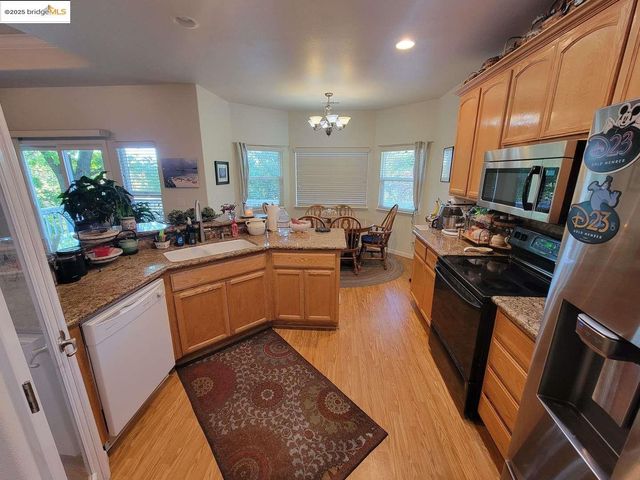 38 Saratoga RD, Sonora, CA 95370