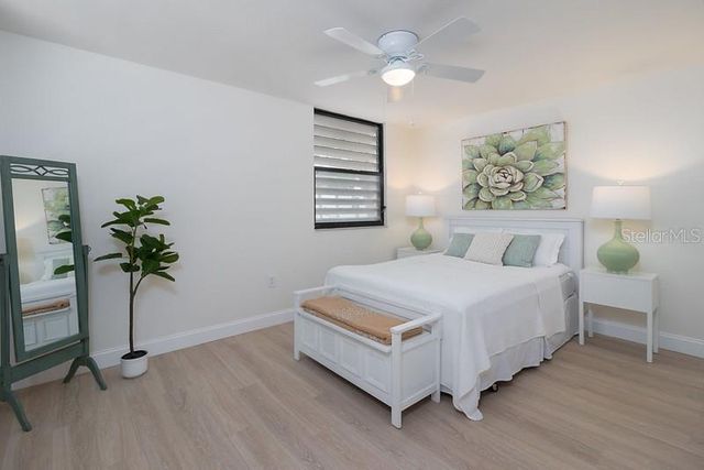 223 LAKEWOOD DRIVE 223, Bradenton, FL 34210