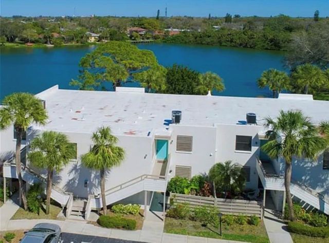 223 LAKEWOOD DRIVE 223, Bradenton, FL 34210