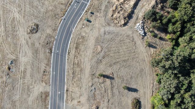 East Street, Anderson, CA 96007