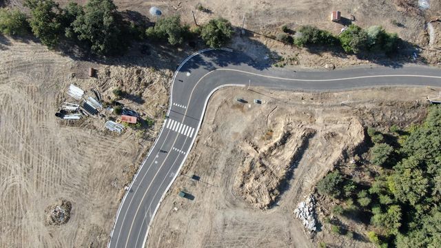 East Street, Anderson, CA 96007