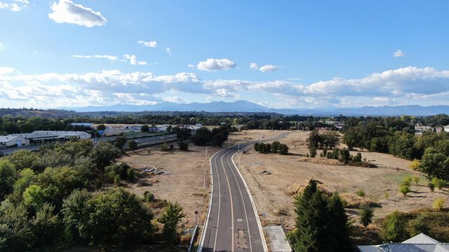 East Street, Anderson, CA 96007