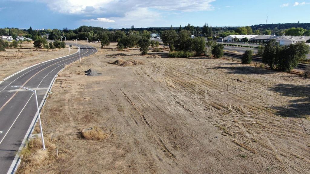 East Street, Anderson, CA 96007