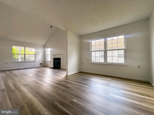 108 PINE OAK BLVD, Barnegat, NJ 08005