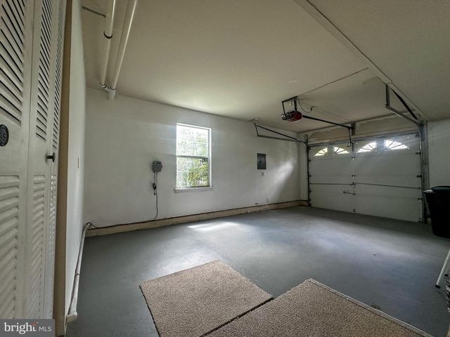 108 PINE OAK BLVD, Barnegat, NJ 08005