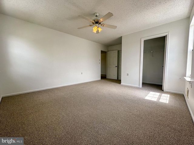 108 PINE OAK BLVD, Barnegat, NJ 08005