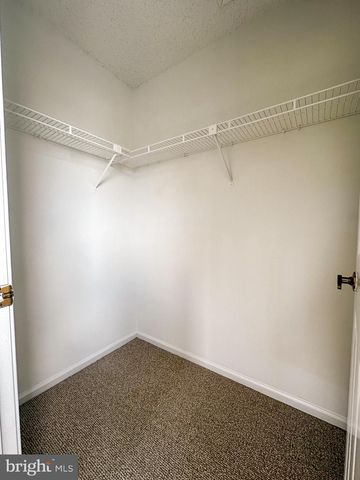 108 PINE OAK BLVD, Barnegat, NJ 08005