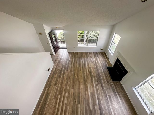 108 PINE OAK BLVD, Barnegat, NJ 08005