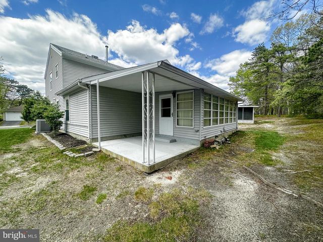 108 PINE OAK BLVD, Barnegat, NJ 08005