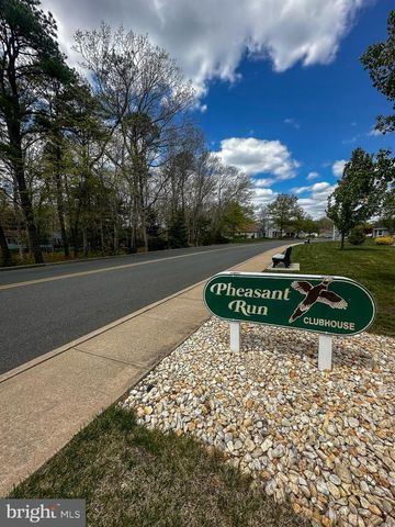 108 PINE OAK BLVD, Barnegat, NJ 08005