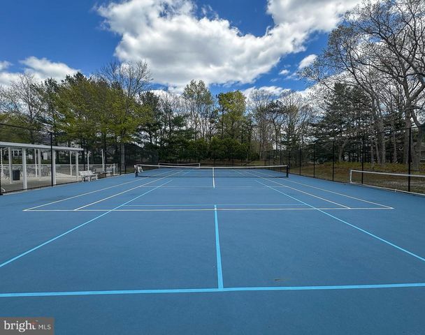 108 PINE OAK BLVD, Barnegat, NJ 08005