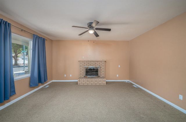2201 Presidio Ave, Modesto, CA 95355