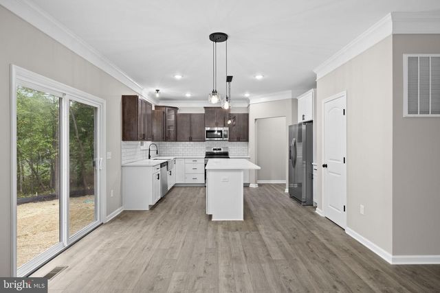11510 MACFADEN DR, Spotsylvania, VA 22551