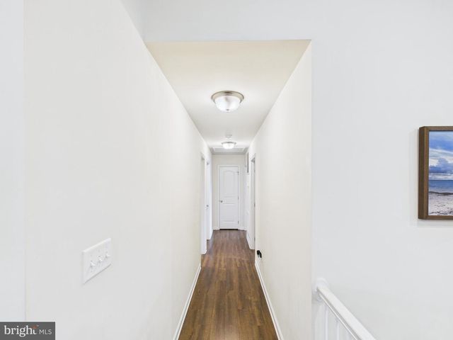 886 PALE MAGNOLIA DR, Gerrardstown, WV 25420