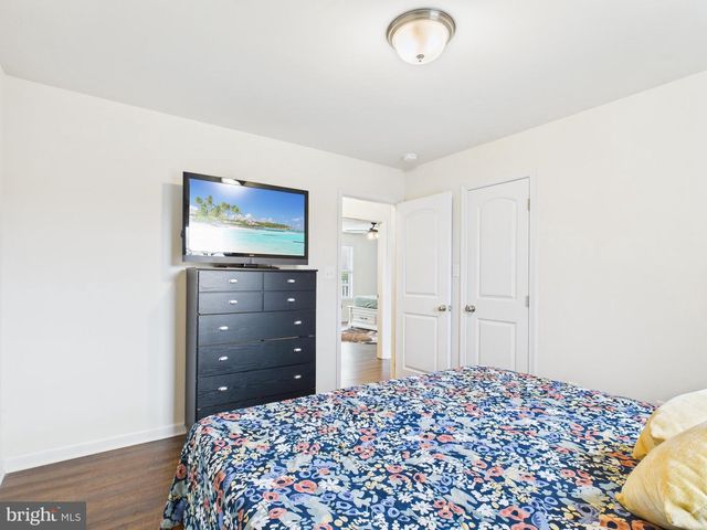 886 PALE MAGNOLIA DR, Gerrardstown, WV 25420