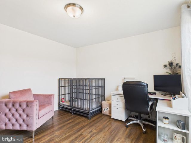 886 PALE MAGNOLIA DR, Gerrardstown, WV 25420