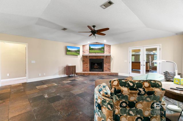 27592 Rigsby Road, Daphne, AL 36526