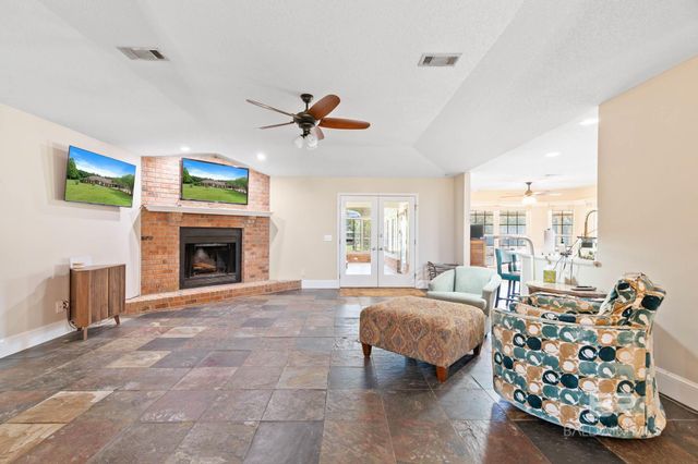 27592 Rigsby Road, Daphne, AL 36526