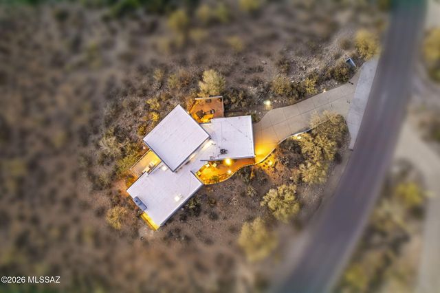 2081 N Calle Del Suerte, Tucson, AZ 85745