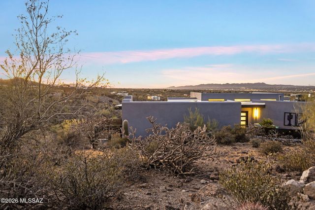 2081 N Calle Del Suerte, Tucson, AZ 85745