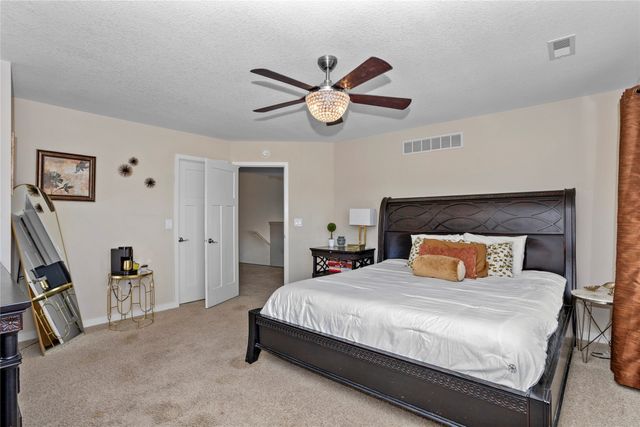 7876 Beechtree Lane, West Des Moines, IA 50266