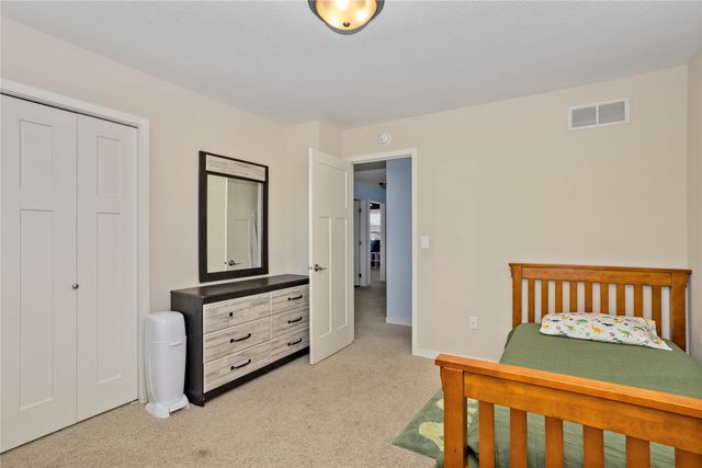 7876 Beechtree Lane, West Des Moines, IA 50266