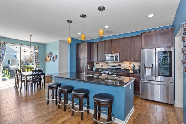 7876 Beechtree Lane, West Des Moines, IA 50266