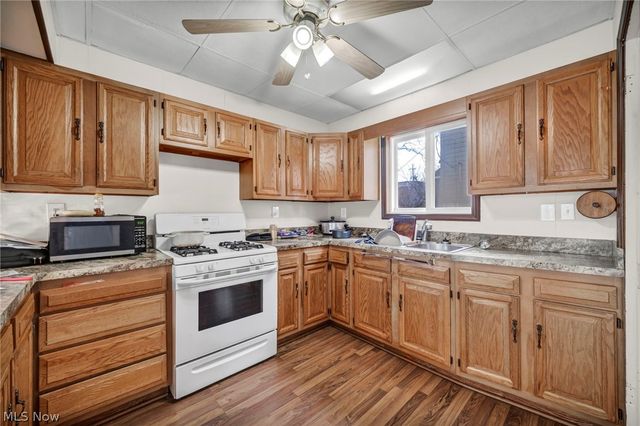 3425 W 88th Street, Cleveland, OH 44102