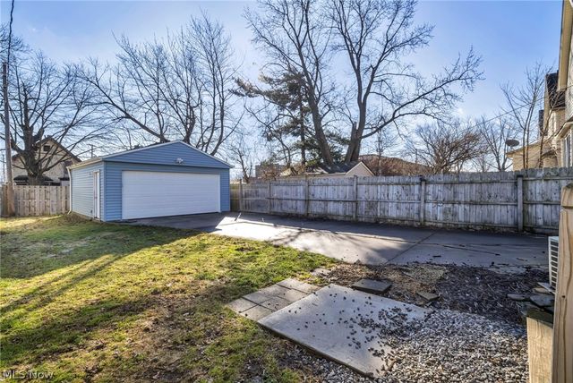 3425 W 88th Street, Cleveland, OH 44102