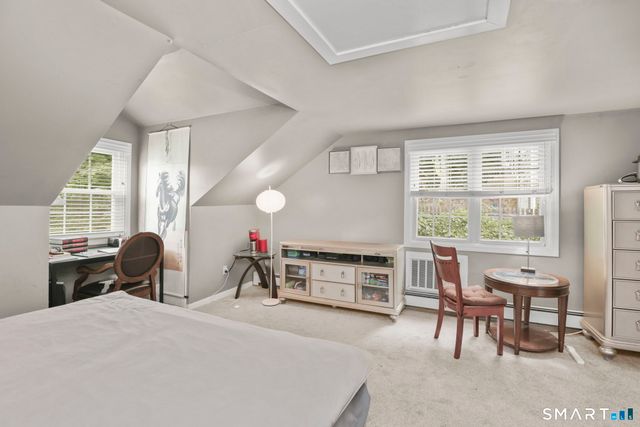 22 Beverly Road, Trumbull, CT 06611