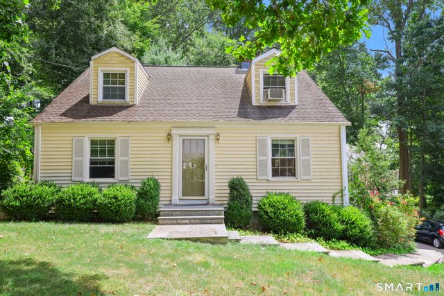 22 Beverly Road, Trumbull, CT 06611