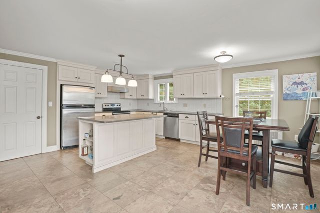 22 Beverly Road, Trumbull, CT 06611