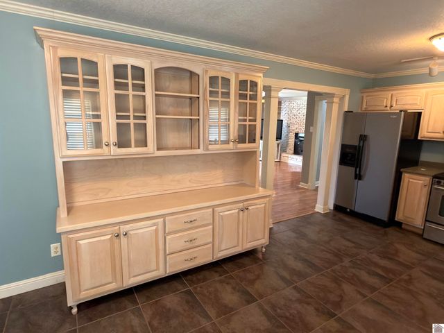 10008 State Route 564, Farmington, KY 42040