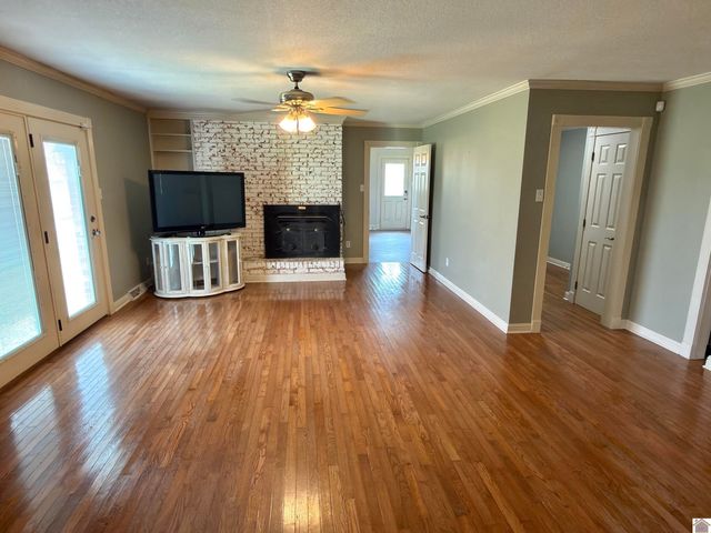 10008 State Route 564, Farmington, KY 42040