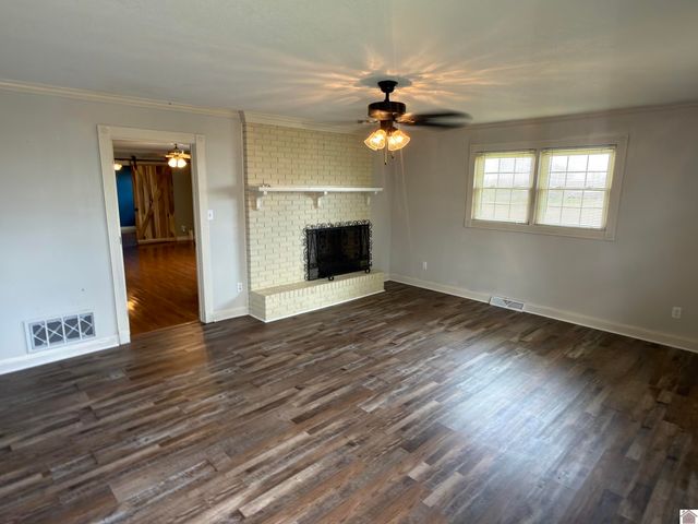 10008 State Route 564, Farmington, KY 42040